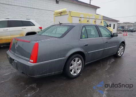 2007 Cadillac Dts Luxury I z USA, uszkodzony, nr VIN 1G6KD57Y37U119172